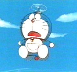 Doraemon vola con l'elica sulla testa