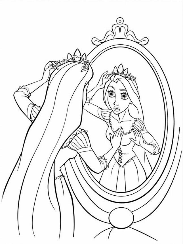Rapunzel se oglindește cu coroana pentru a imprima și a colora