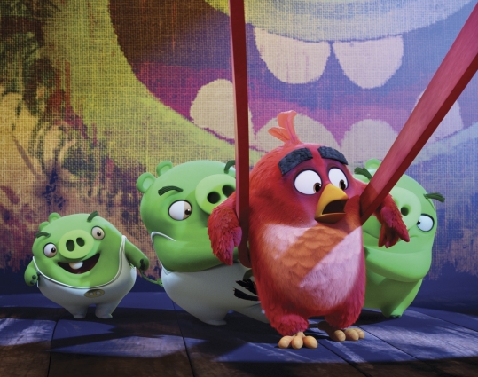 Los cerdos verdes atrapan a los rojos - Angry Birds
