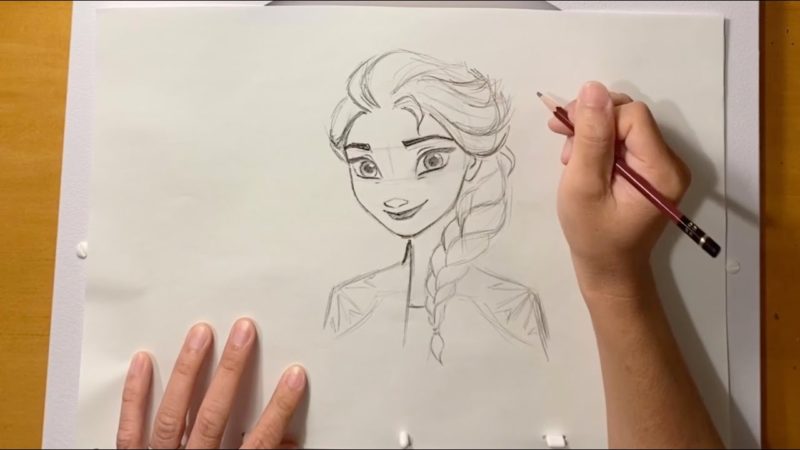 Impariamo a disegnare Elsa