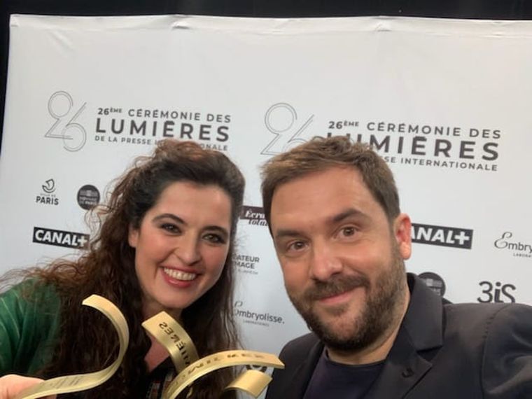 La compositrice di Josep Sílvia Pérez Cruz e il regista Aurel celebrano i loro Premi Lumières.