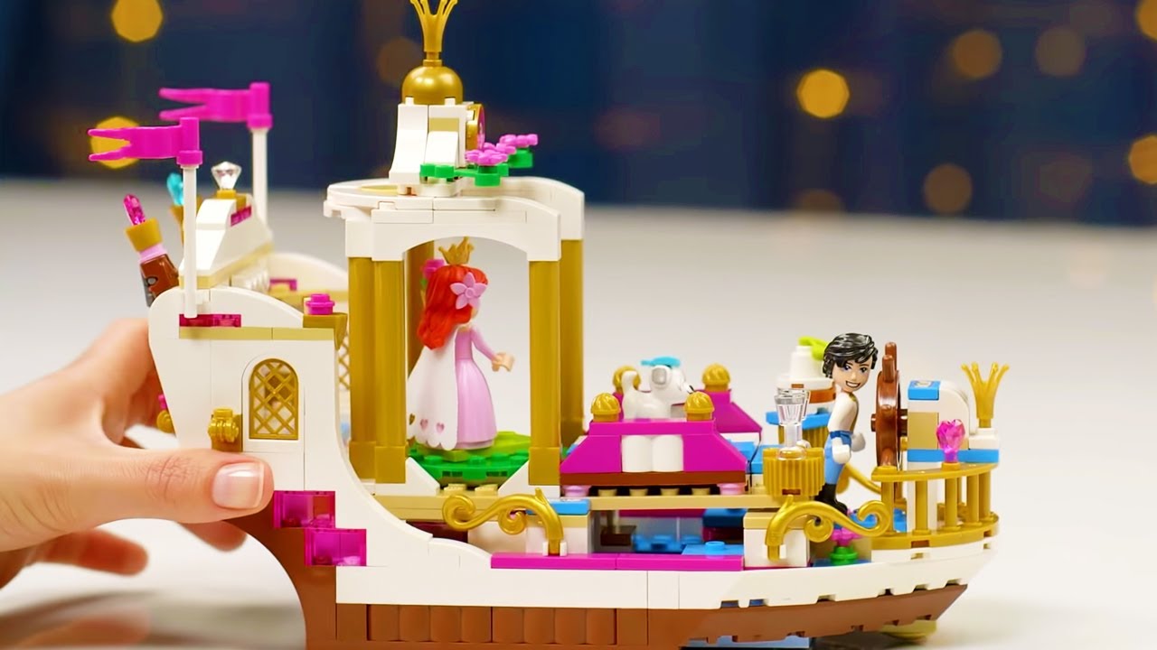 La Barca della Festa Reale di Ariel LEGO | Disney Princess Unboxings | Disney Junior IT