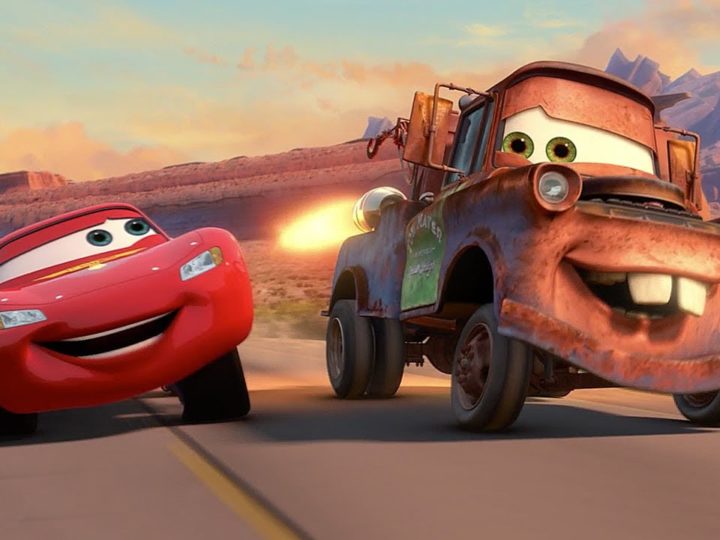 Guarda il video Pixar Cars  – Cricchetto gareggia nel Grand Prix