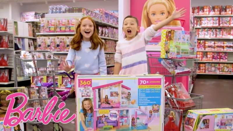 La Grande Caccia Al Regali Delle Feste | @Barbie Italiano