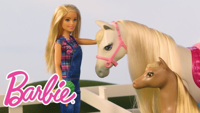 Vita nella fattoria con Barbie, Chelsea e Skipper | @Barbie Italiano