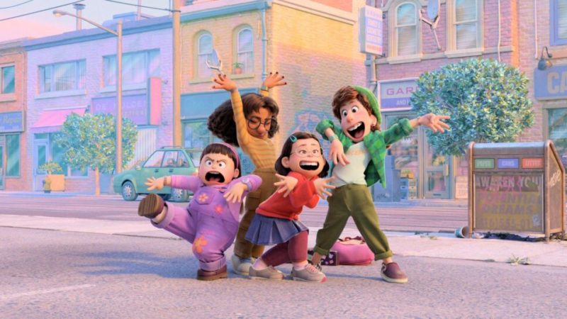 I critici elogiano il 25esimo lungometraggio della Pixar “Turning Red”