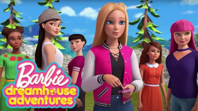 NEVE A MALIBU | Barbie Dreamhouse Adventures | @Barbie Italiano