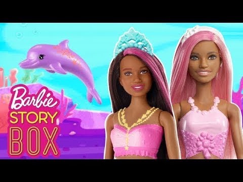 Barbie Sirena fa un meraviglioso tuffo all'Aquathon | Barbie Story Box | @Barbie Italiano