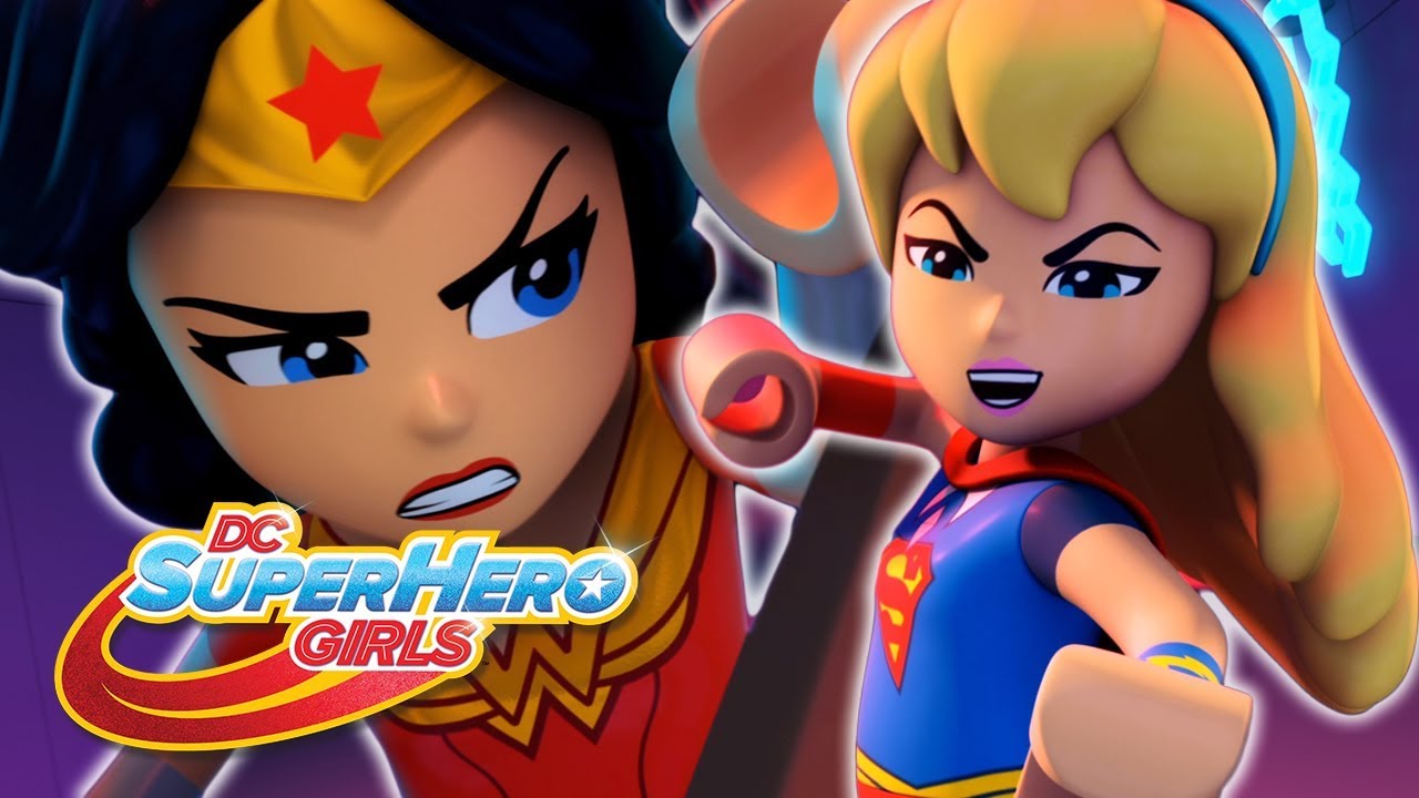 Combattendo Super Eroi Dopo Un Lavaggio Di Cervello | DC Super Hero Girls Italia