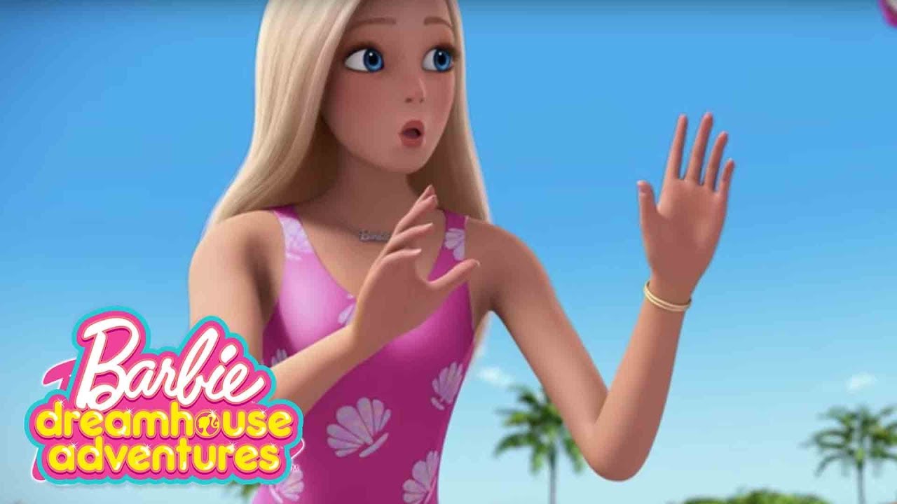 Il telefono è caduto in piscina | Barbie Dreamhouse Adventures | @Barbie Italiano