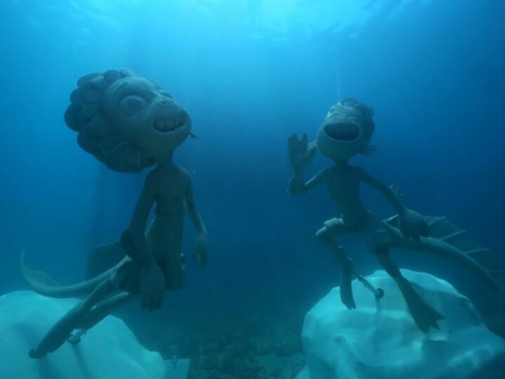 Disney+ | Luca – Statue subacquee di Luca e Alberto